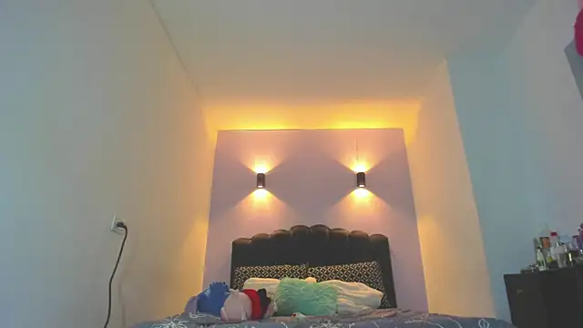 Snapshot of Sofia_Clauss_ chatting on 04/21/26, 05:14 Sofia Clauss online show from 04/21/26, 05:14