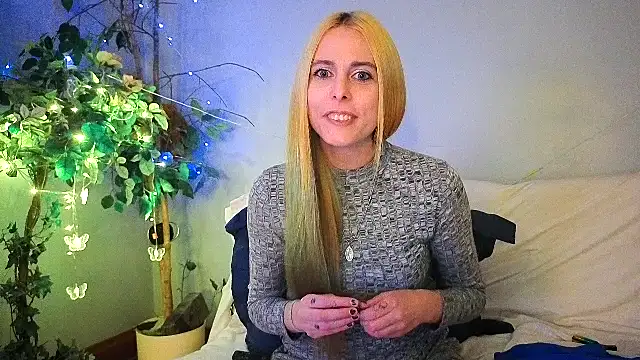 CanadianBeaver6969 online show from 10/11/25, 09:21