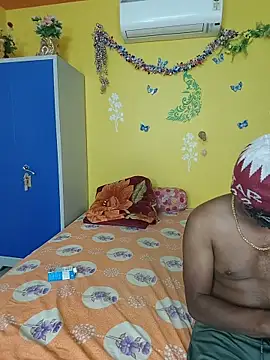 Snapshot of OrgsmMust chatting on 02/13/26, 07:58 OrgsmMust online show from 02/13/26, 07:58