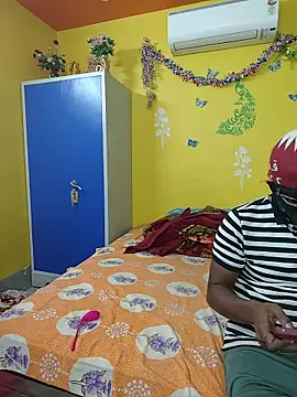 Snapshot of OrgsmMust chatting on 02/14/26, 07:14 OrgsmMust online show from 02/14/26, 07:14