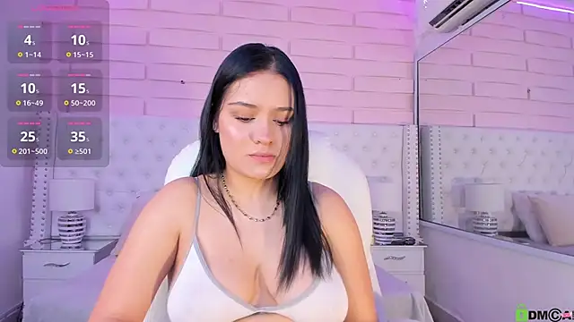 Snapshot of Yaaky_ chatting on 02/11/25, 09:46 Yaaky online show from 02/11/25, 09:46