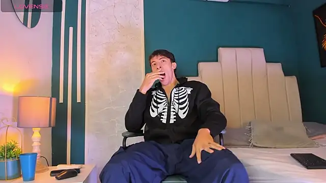 AlessandroDybala online show from 12/21/25, 12:51