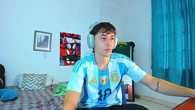 AlessandroDybala online show from 04/23/26, 11:49