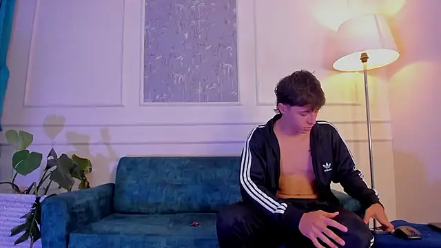 Snapshot of AlessandroDybala chatting on 10/29/25, 12:04 AlessandroDybala online show from 10/29/25, 12:04