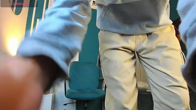 Snapshot of AlessandroDybala chatting on 03/18/25, 12:06 AlessandroDybala online show from 03/18/25, 12:06