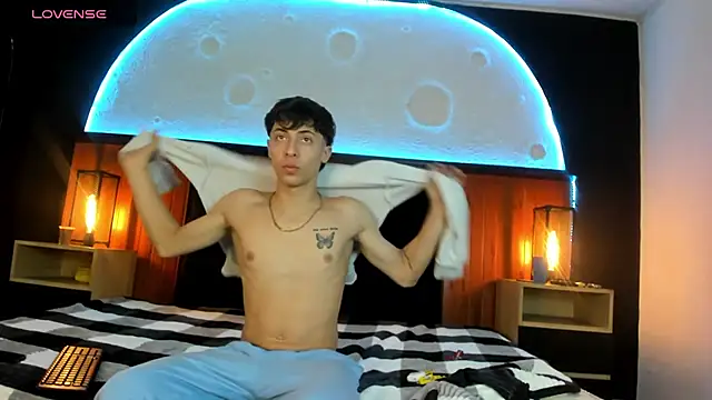 Snapshot of AlessandroDybala chatting on 03/12/25, 03:29 AlessandroDybala online show from 03/12/25, 03:29