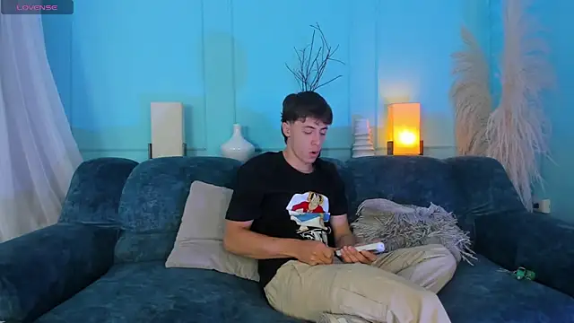 Snapshot of AlessandroDybala chatting on 11/27/25, 12:27 AlessandroDybala online show from 11/27/25, 12:27