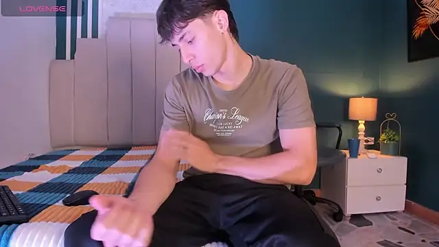 Snapshot of AlessandroDybala chatting on 11/15/25, 12:09 AlessandroDybala online show from 11/15/25, 12:09