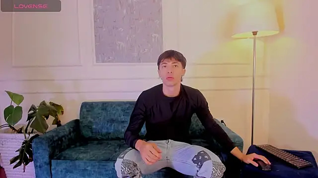 Snapshot of AlessandroDybala chatting on 11/06/25, 12:20 AlessandroDybala online show from 11/06/25, 12:20