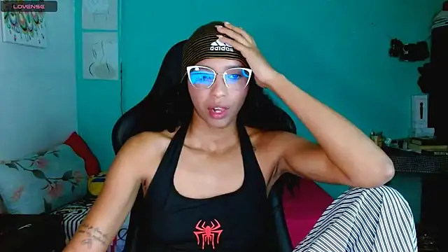 sensitive brunette online show from 04/12/26, 01:20