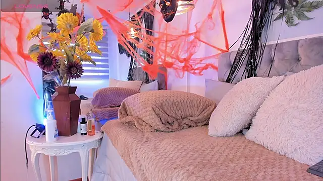 Snapshot of Tom_cooper_ chatting on 10/19/25, 12:41 Tom cooper online show from 10/19/25, 12:41