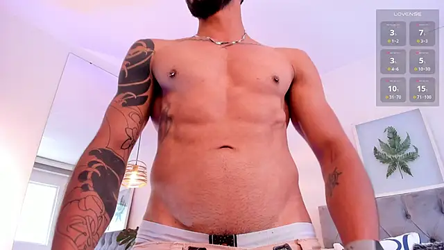 Snapshot of Tom_cooper_ chatting on 11/11/25, 12:55 Tom cooper online show from 11/11/25, 12:55