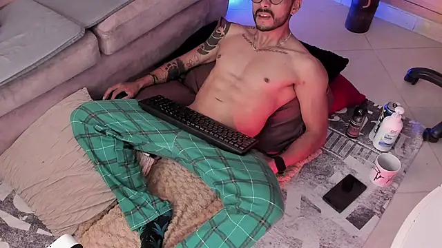 Snapshot of Tom_cooper_ chatting on 03/20/25, 01:48 Tom cooper online show from 03/20/25, 01:48