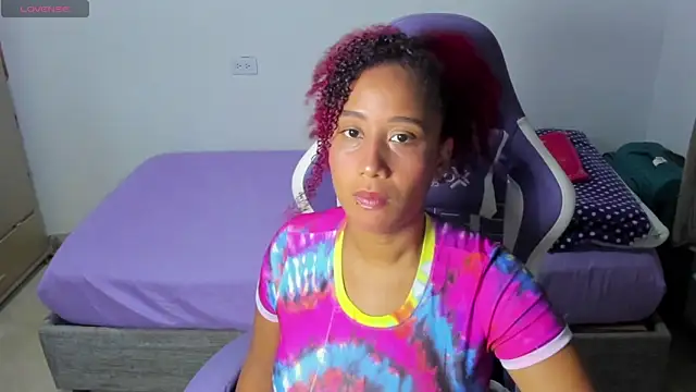 zandra kiman online show from 04/24/26, 02:35