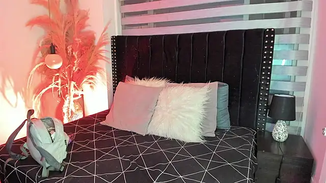 Sofiia-Rubb online show from 03/21/25, 04:17