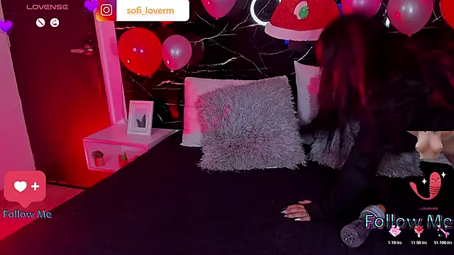 Sofiia-Rubb online show from 12/15/25, 05:13