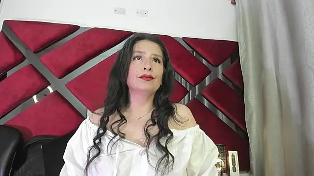Kendra-Foxxy online show from 04/18/26, 12:13