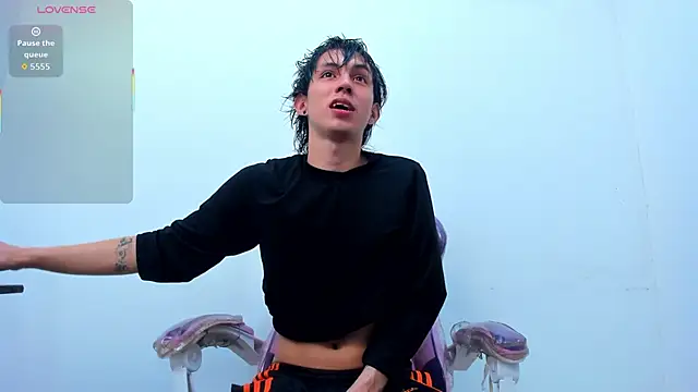 Snapshot of JeanRam18 chatting on 10/29/25, 07:02 JeanRam18 online show from 10/29/25, 07:02