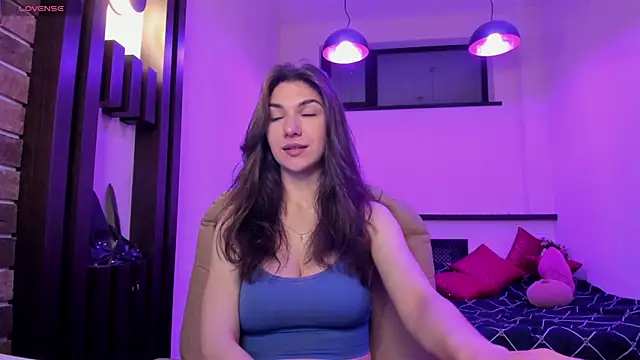 MonicaVii online show from 05/17/26, 11:16