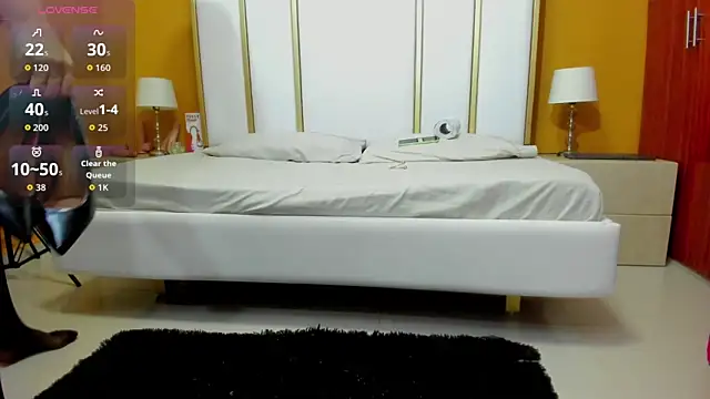 FOXYRIVER  online show from 11/21/25, 11:42