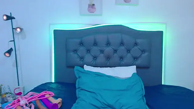 candy lux  online show from 03/12/26, 07:07