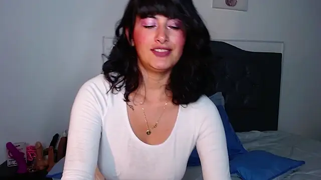 Snapshot of candy_lux_ chatting on 02/25/25, 03:53 candy lux online show from 02/25/25, 03:53