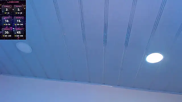 Snapshot of candy_lux_ chatting on 06/16/26, 06:19 candy lux online show from 06/16/26, 06:19