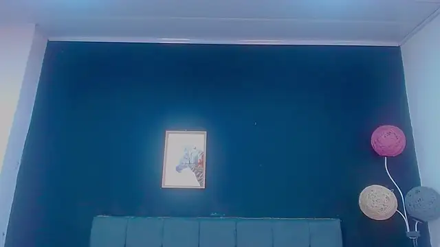 Snapshot of candy_lux_ chatting on 10/16/25, 06:49 candy lux online show from 10/16/25, 06:49