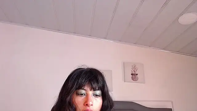 Snapshot of candy_lux_ chatting on 02/28/25, 05:59 candy lux online show from 02/28/25, 05:59