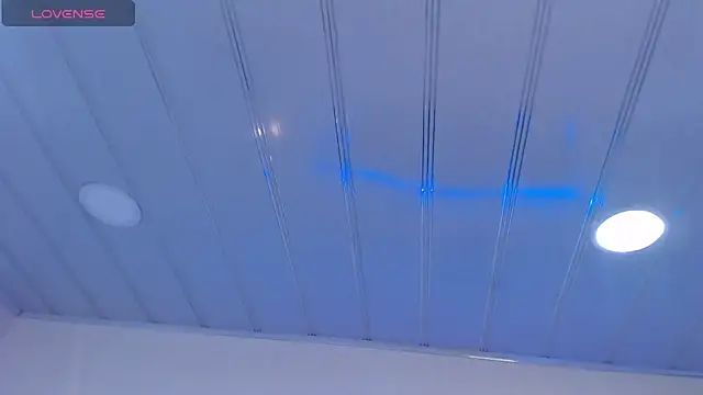 candy lux  online show from 02/06/26, 09:11