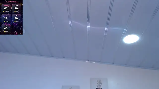 Snapshot of candy_lux_ chatting on 05/31/26, 03:51 candy lux online show from 05/31/26, 03:51