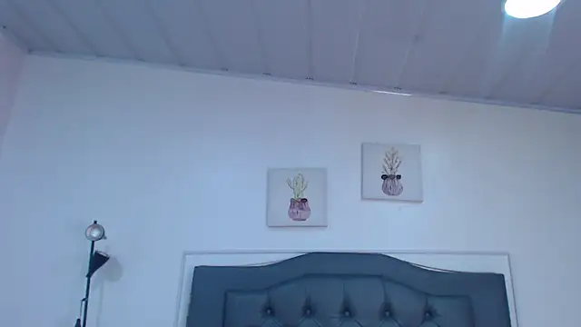 Snapshot of candy_lux_ chatting on 10/15/25, 07:55 candy lux online show from 10/15/25, 07:55