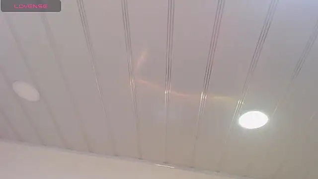 candy lux  online show from 04/13/26, 12:53