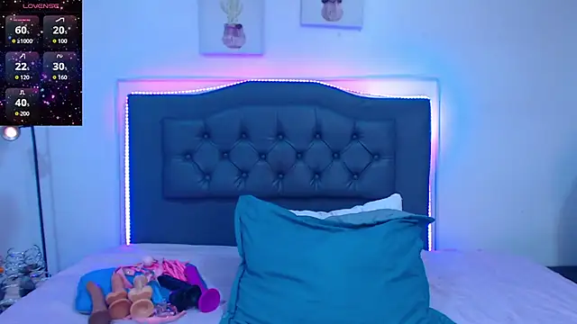 candy lux  online show from 02/26/26, 07:58