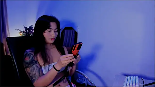 Lauren A online show from 10/28/25, 10:31