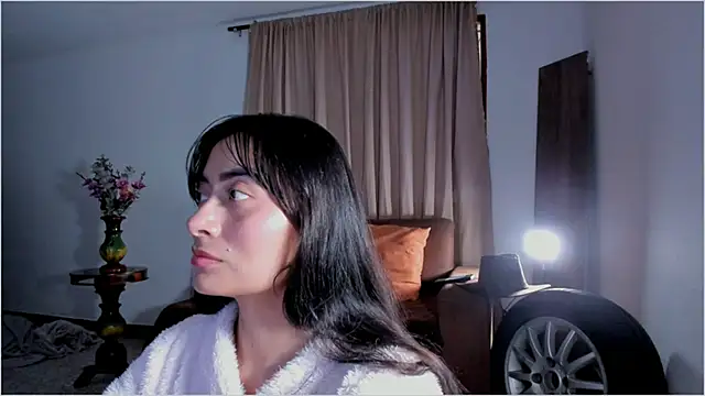 Lauren A online show from 10/23/25, 07:23