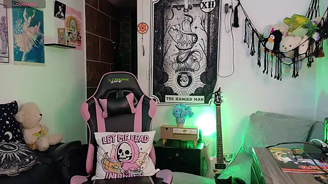 mollyshake1 online show from 02/06/26, 05:58