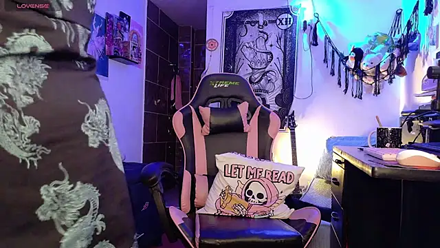 mollyshake1 online show from 02/07/26, 07:27