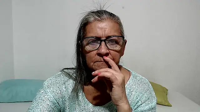 Snapshot of candy_mature_ chatting on 07/06/26, 12:17 candy mature online show from 07/06/26, 12:17
