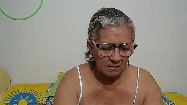 candy mature  online show from 02/05/26, 01:34