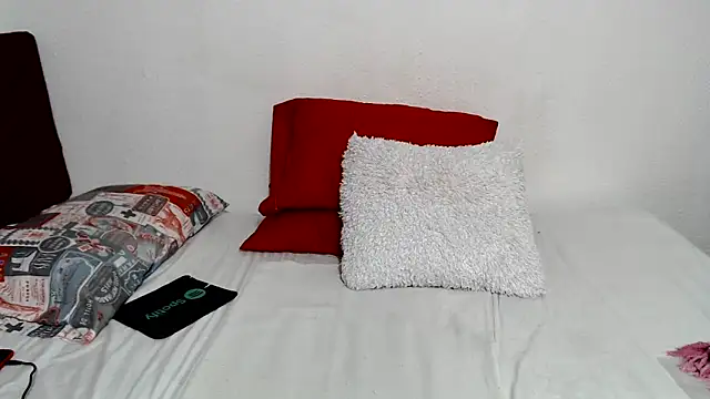 Snapshot of candy_mature_ chatting on 05/28/26, 11:10 candy mature online show from 05/28/26, 11:10