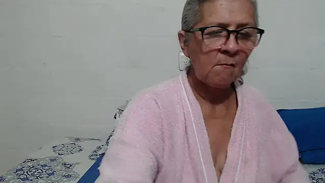 candy mature  online show from 11/21/25, 12:53