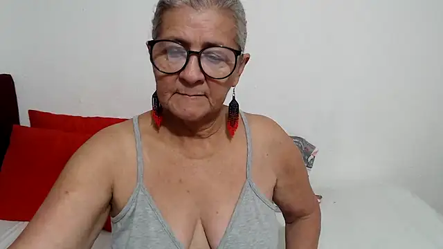 Snapshot of candy_mature_ chatting on 05/25/26, 10:52 candy mature online show from 05/25/26, 10:52
