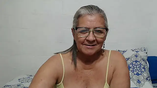 candy mature  online show from 11/03/25, 10:02