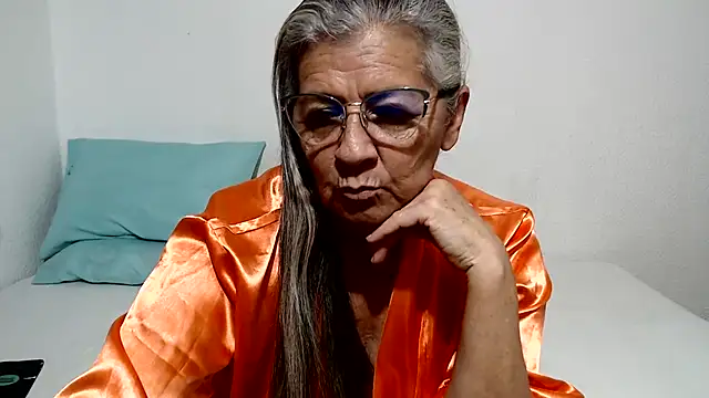 Snapshot of candy_mature_ chatting on 07/02/26, 10:43 candy mature online show from 07/02/26, 10:43