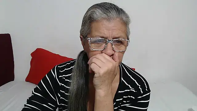 Snapshot of candy_mature_ chatting on 05/14/26, 11:29 candy mature online show from 05/14/26, 11:29