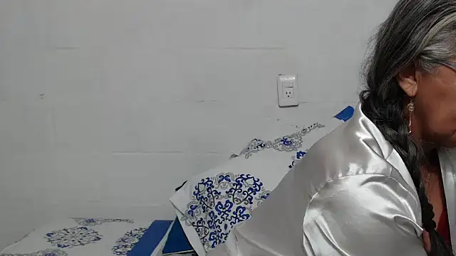 candy mature  online show from 11/09/25, 11:31