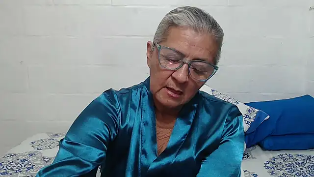 candy mature  online show from 11/23/25, 12:20