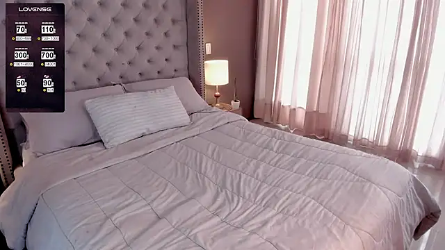 vangie  online show from 11/15/25, 05:50