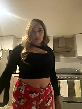 Snapshot of DarianaGuzz chatting on 12/02/24, 07:20 DarianaGuzz online show from 12/02/24, 07:20